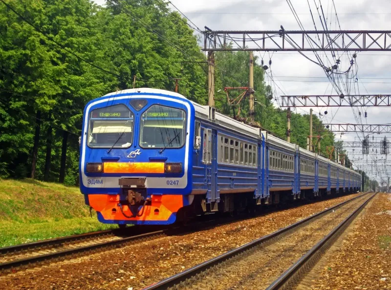 Пустой вагон метро