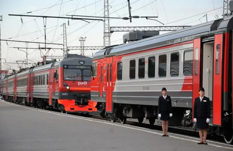 Новый электропоезд эд9э