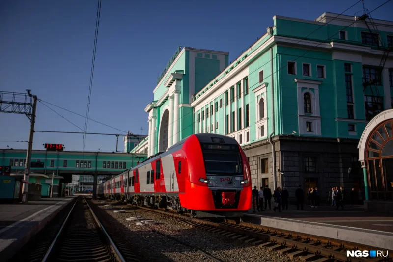 Поезд Ласточка Новосибирск