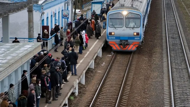 Оранжевая электричка