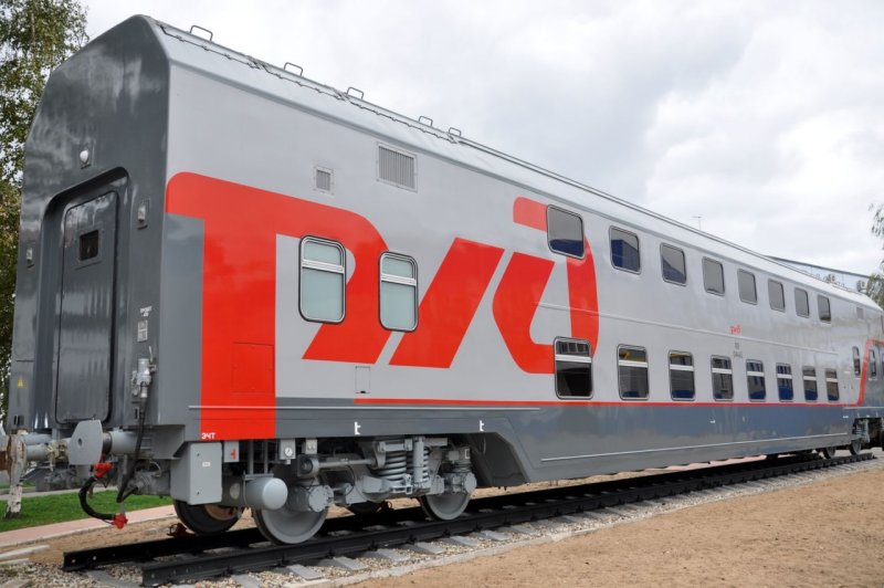 Двухэтажный пассажирский вагон РЖД