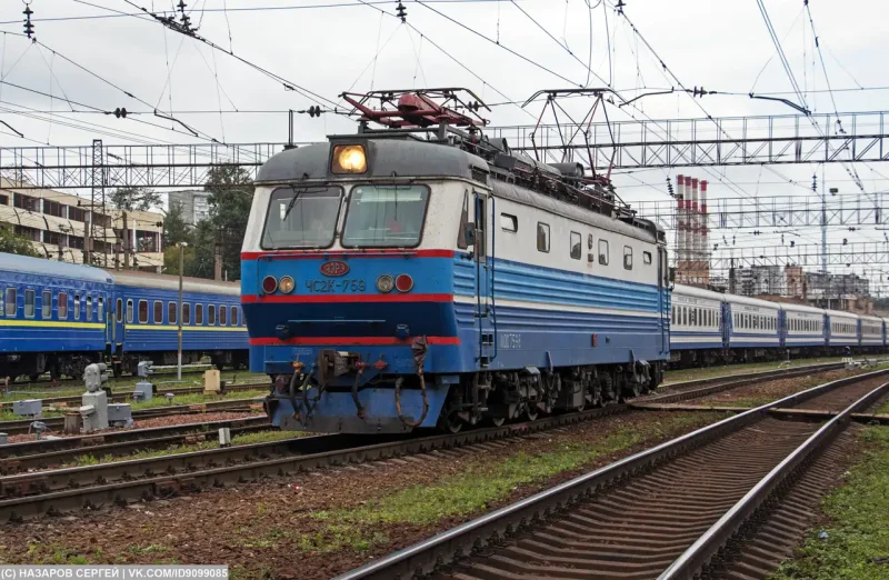Электричек красный Строитель Подольск