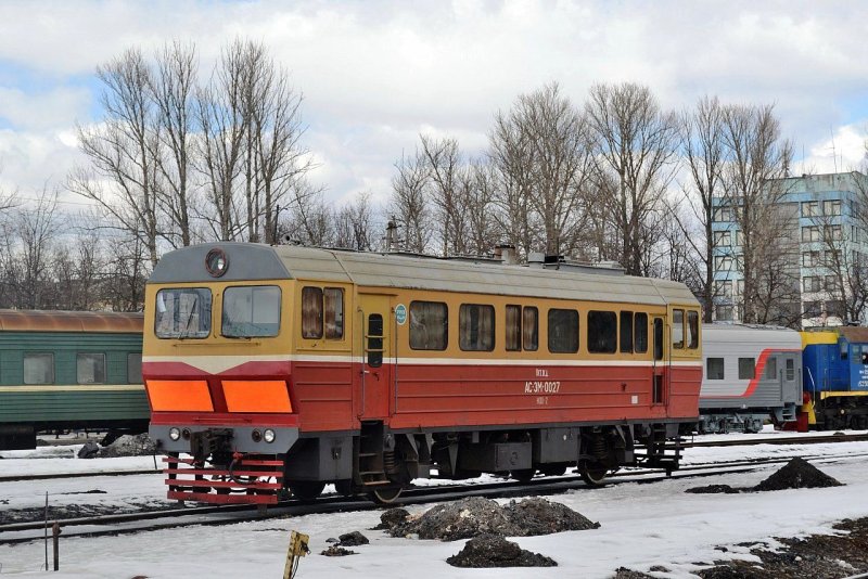 Мотриса ач2 салон
