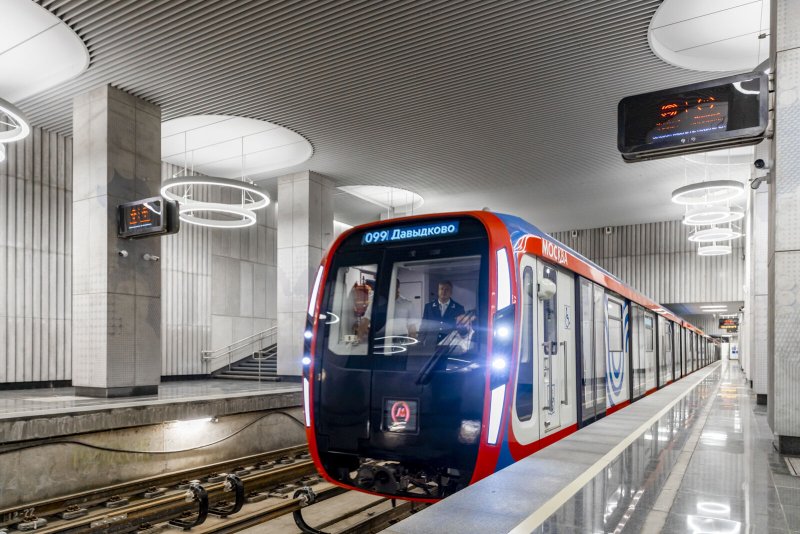 Новый Метропоезд Москва 2020