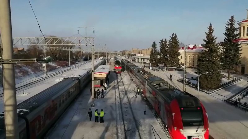 Двухэтажный поезд на москву