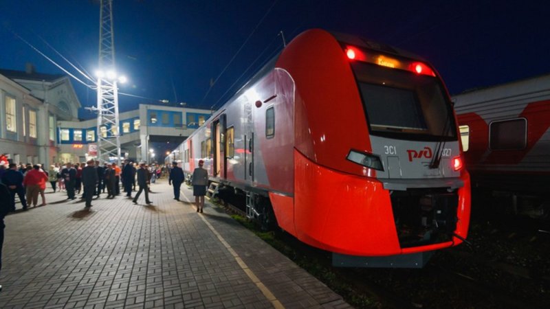 Поезд 703 Нижний Новгород Ласточка