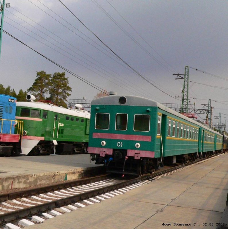 Электропоезд ср3-1775