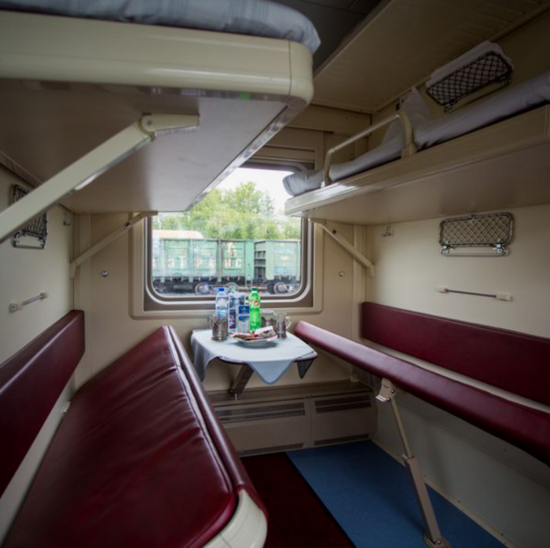 Поезд 038н Томич Люкс