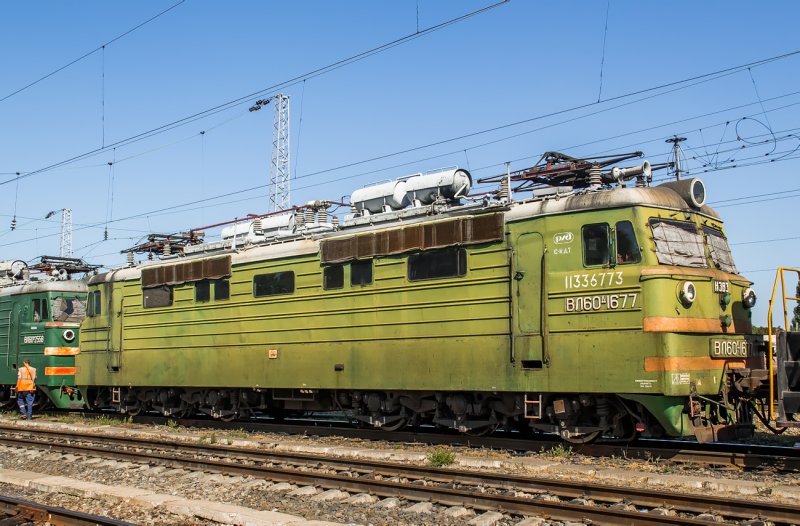 Поезд электровоз вл60