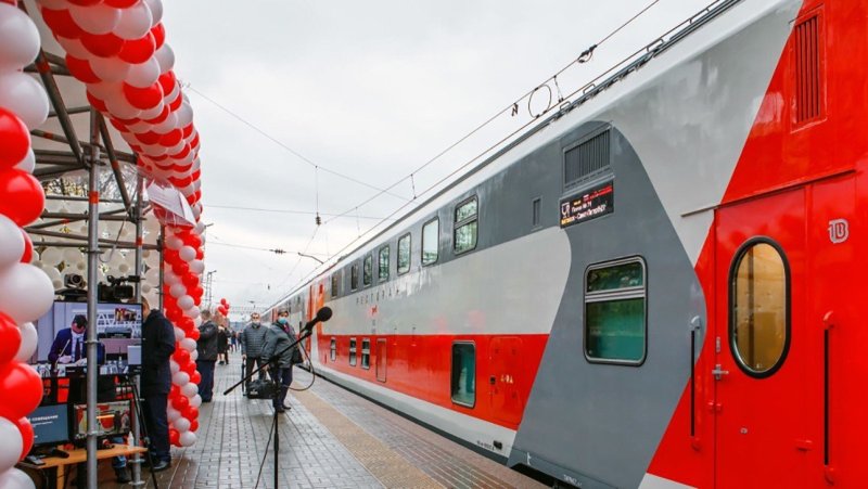 Поезд 005а Санкт-Петербург Москва двухэтажный