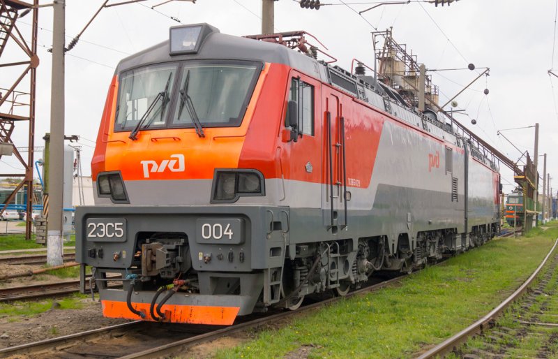 Электровоз Скиф 2эс5