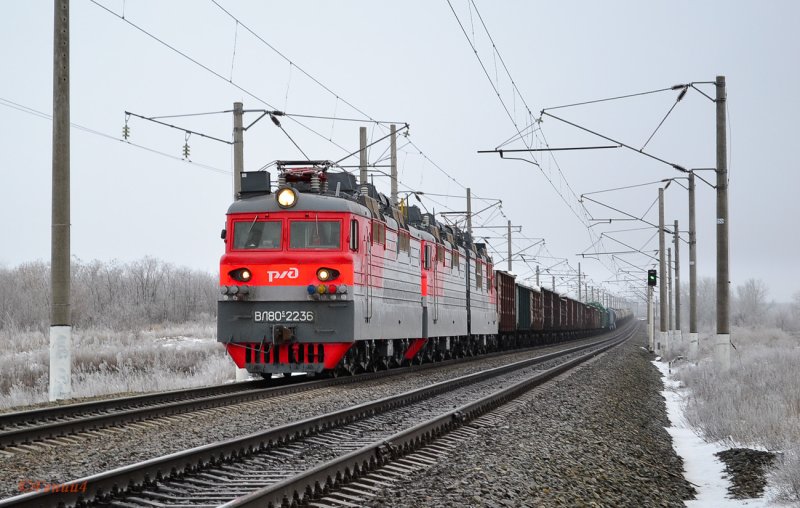 Поезд вл80т