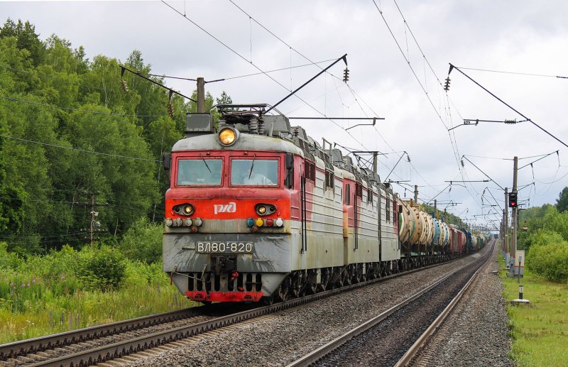 Пассажирский электровоз вл
