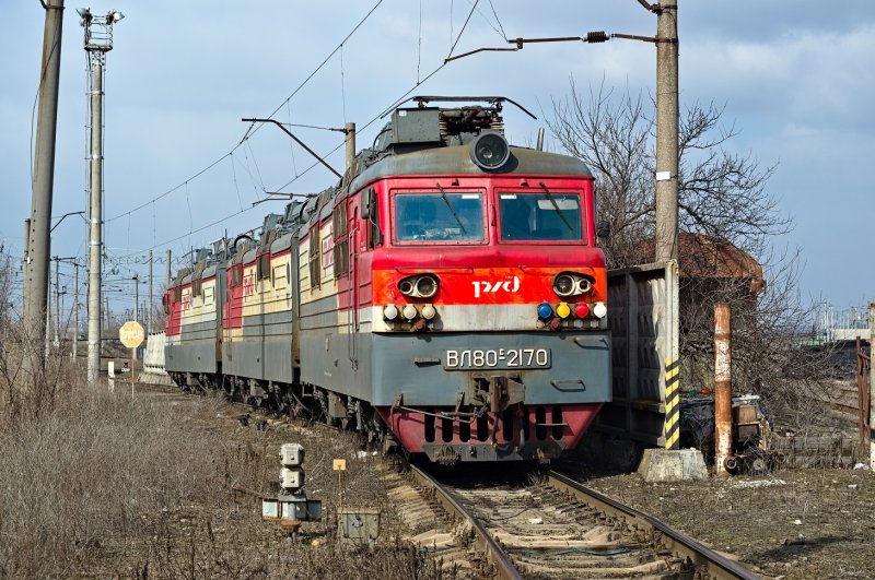 Грузовой Локомотив вл80