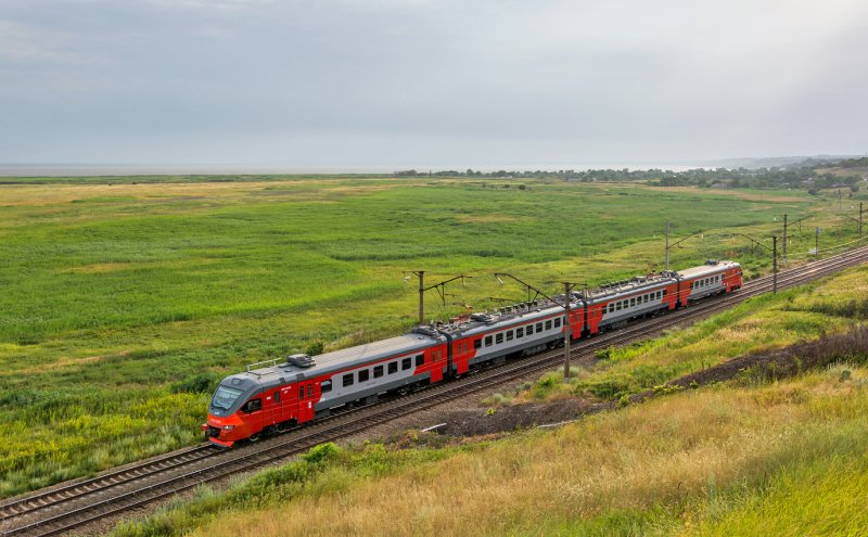 Пригородный электропоезд эп3д