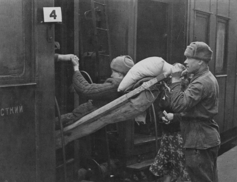 Санитарные поезда в годы войны 1941-1945