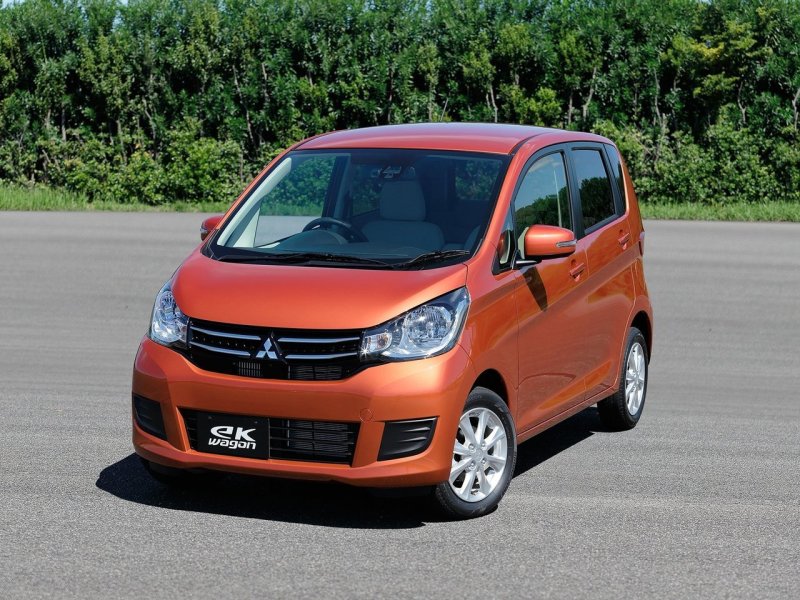 Mitsubishi Ek Wagon 2015