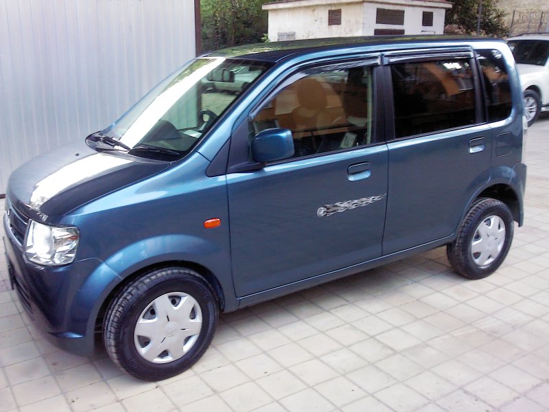 Mitsubishi Ek Wagon 2013