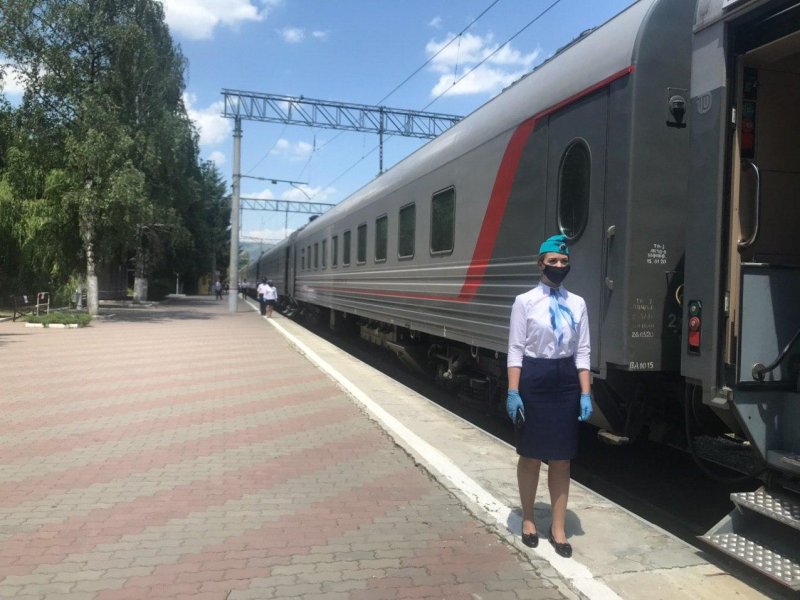 003 Поезд Кисловодск Москва двухэтажный SV