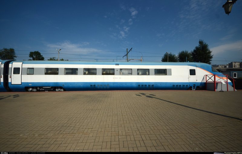Поезда HSR-350x