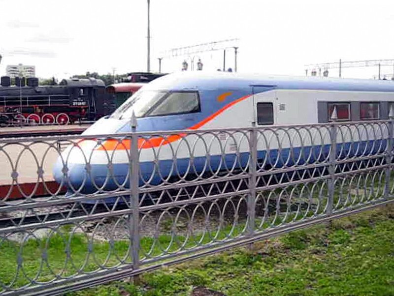Скоростной поезд р 200