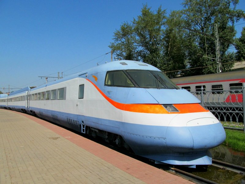 Электропоезд СССР. Эр200.