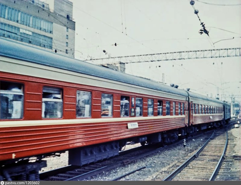 Фирменный поезд Воронеж Москва