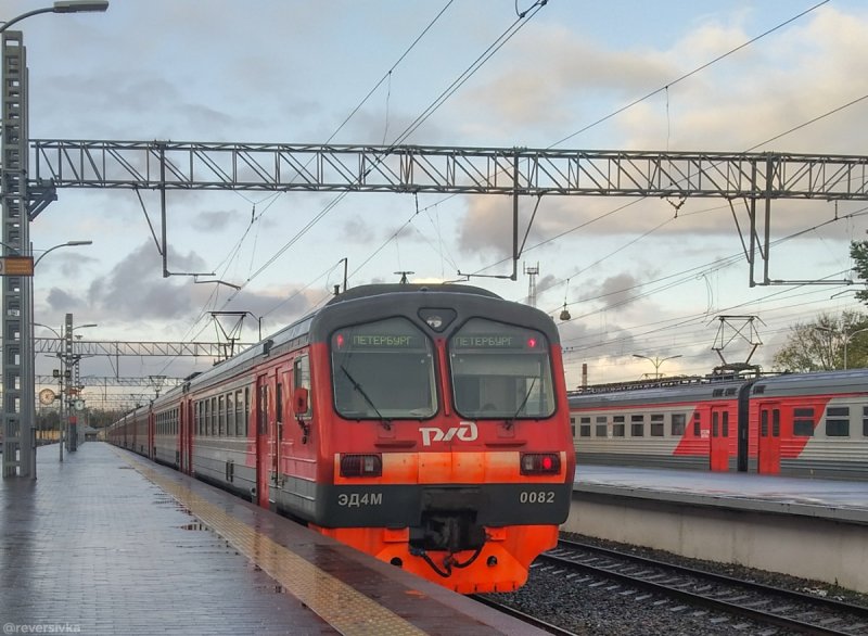 Электропоезд эд4м-0496