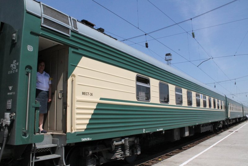 Св в двухэтажном поезде Москва Адлер