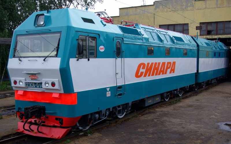 Локомотив Синара 2эс6