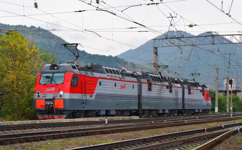 Электровоз «3эс5к-448»