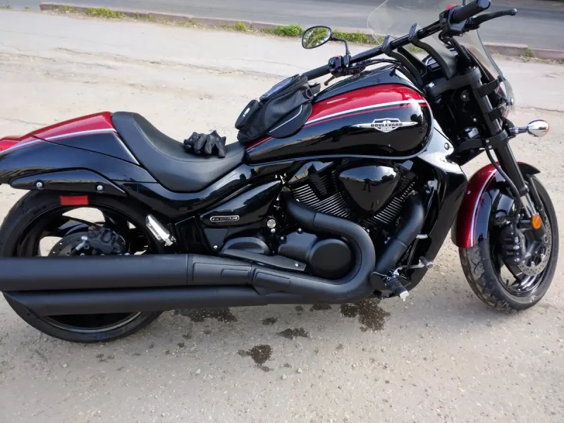 Suzuki Boulevard m109r