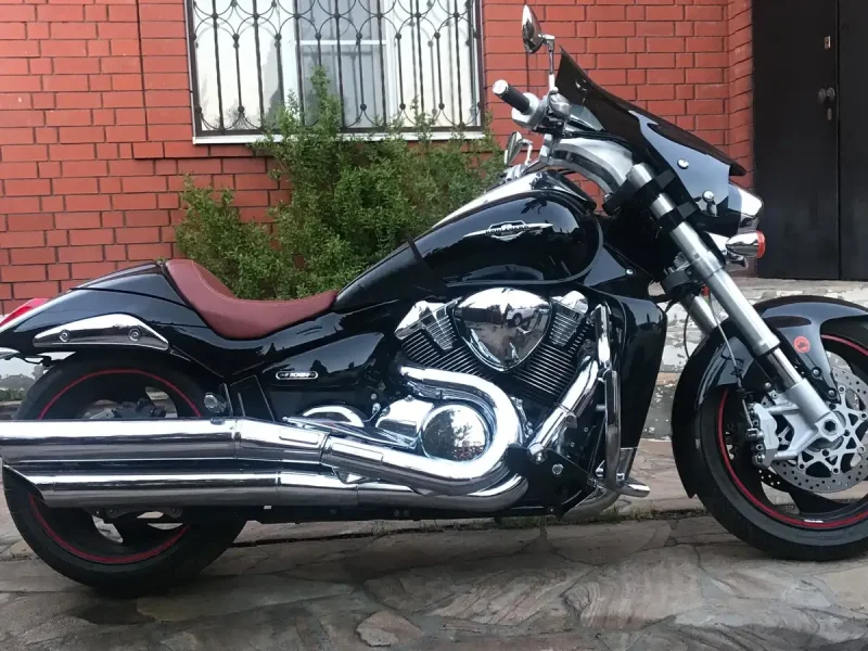 Suzuki Boulevard m109