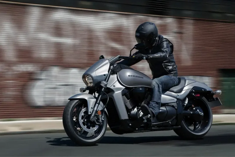 Suzuki Boulevard m109r