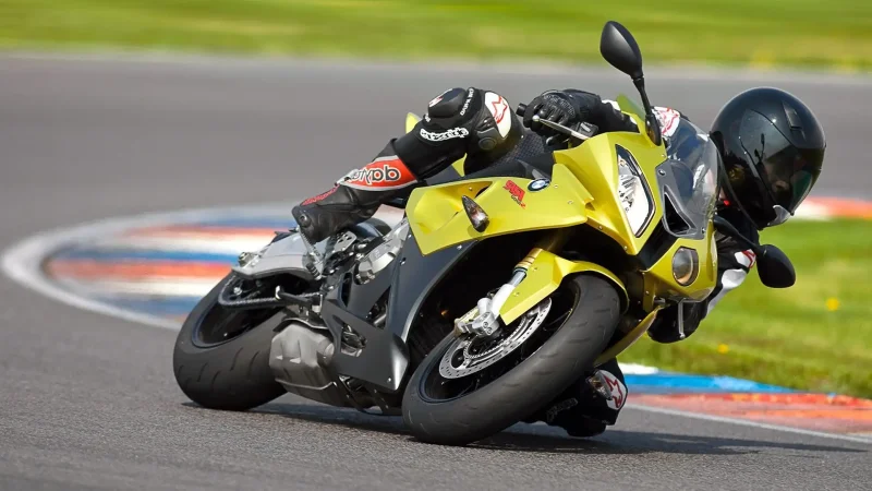 BMW s1000rr Вилли