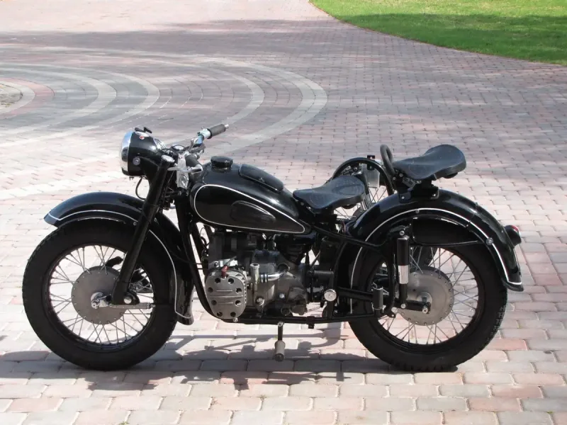 Урал Днепр к 750