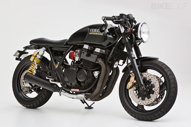 Yamaha XJR 400