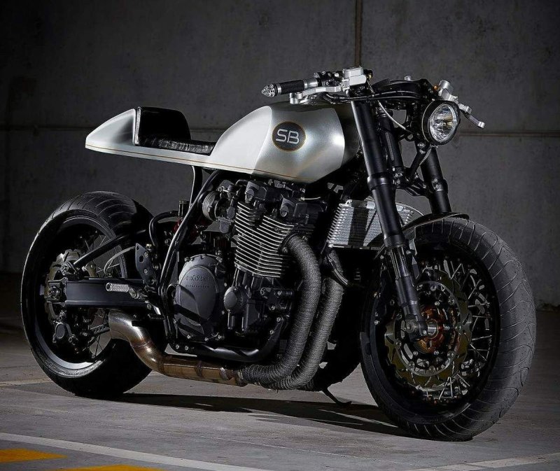 Yamaha XJR 1200 Cafe Racer