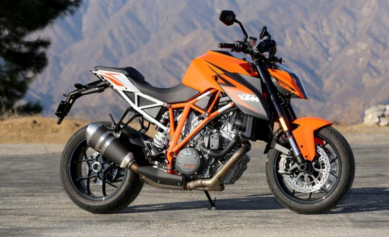 KTM дорожный мотоцикл