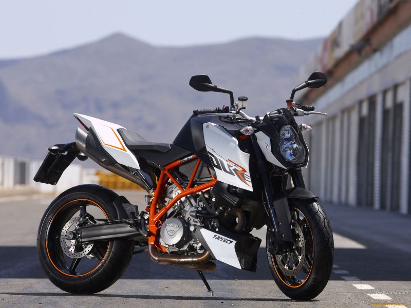 KTM 990 super Duke r