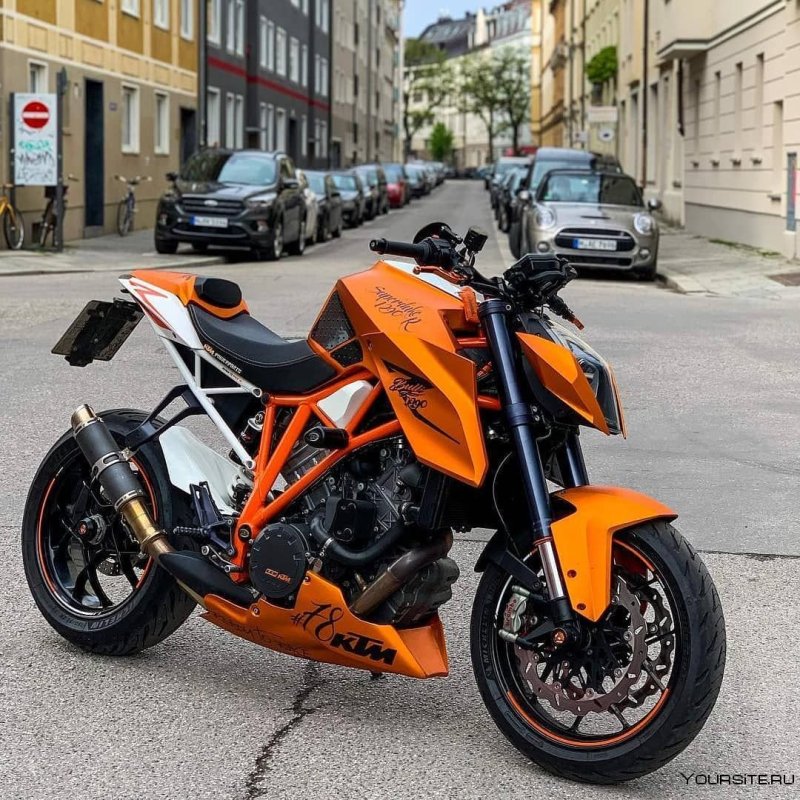 КТМ 1290 super Duke r