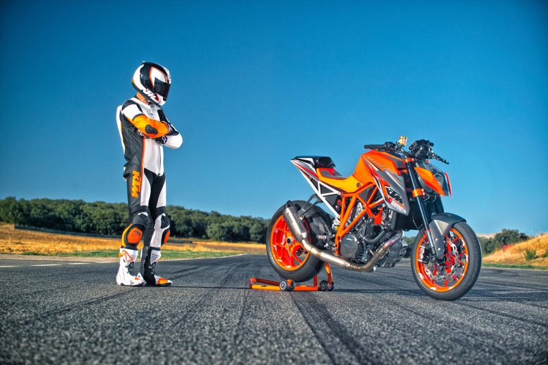 KTM 1290 super Duke r 2014