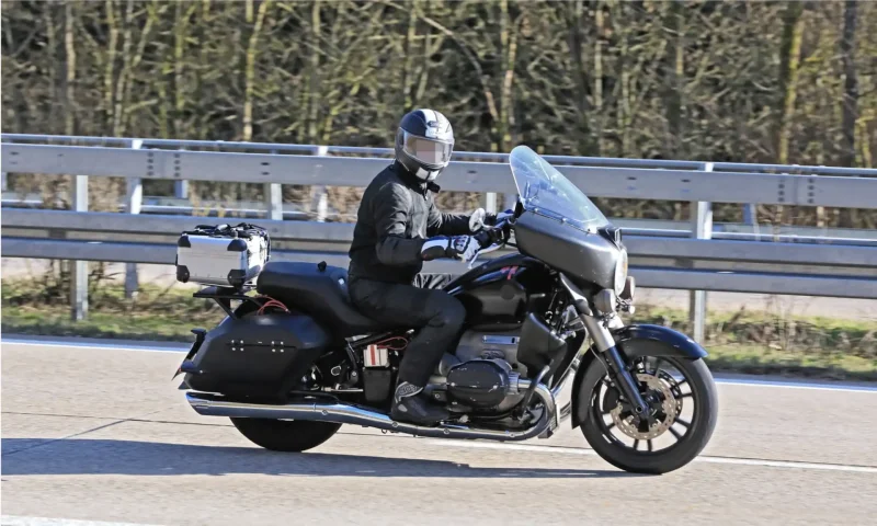 BMW r18 мотоцикл