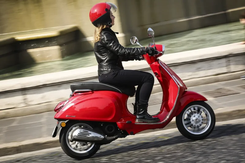 Vespa Sprint 50