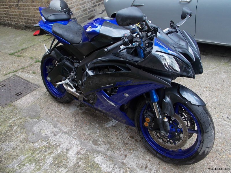 Мотоцикл Yamaha YZF-r1
