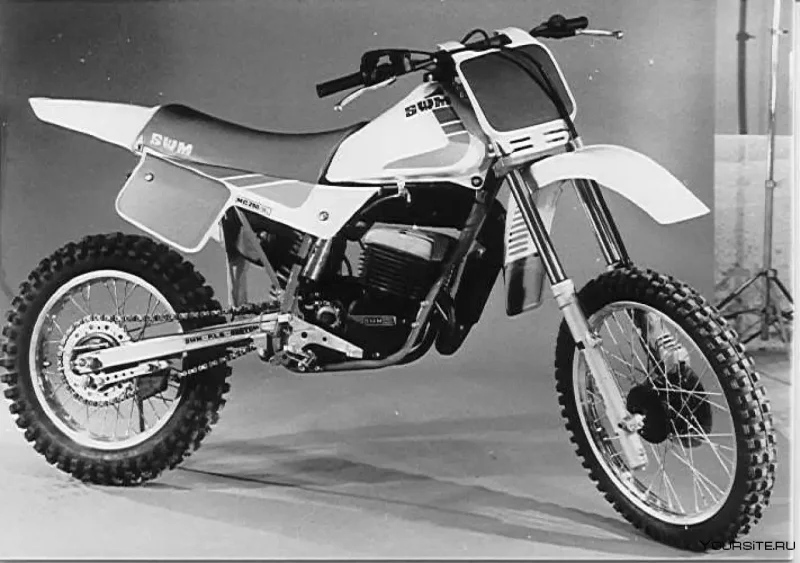 Мотоцикл кроссовый SSSR (СССР) DNA 300 21/18 1