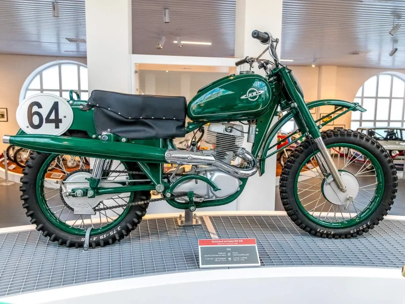 Восход кроссовый 250