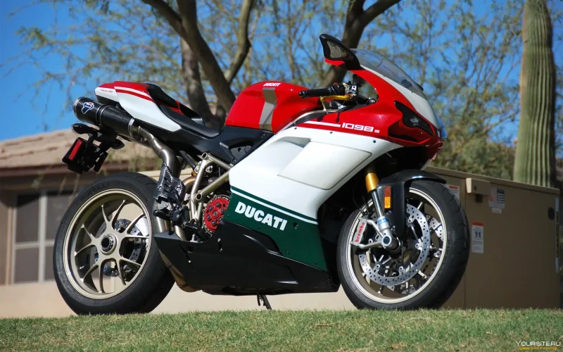 Ducati городской мотоцикл