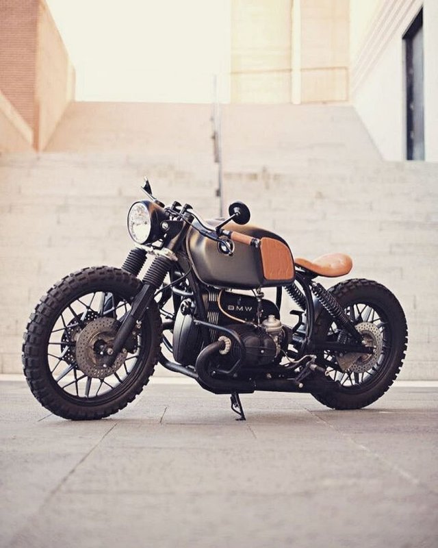 BMW r100 Cafe Racer