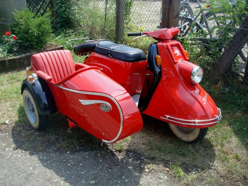 Мотороллер Вятка мг-150